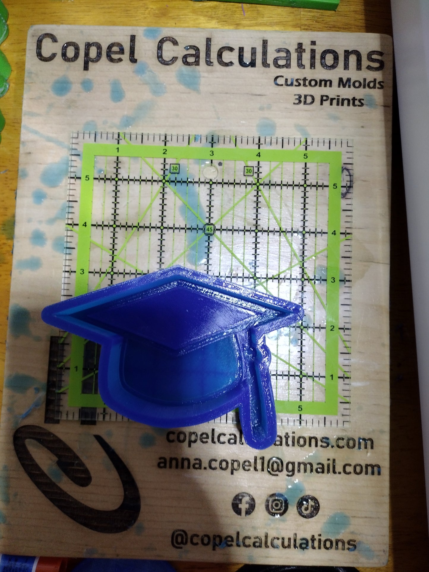 Graduation Cap Shaker Mold (with Inserts)