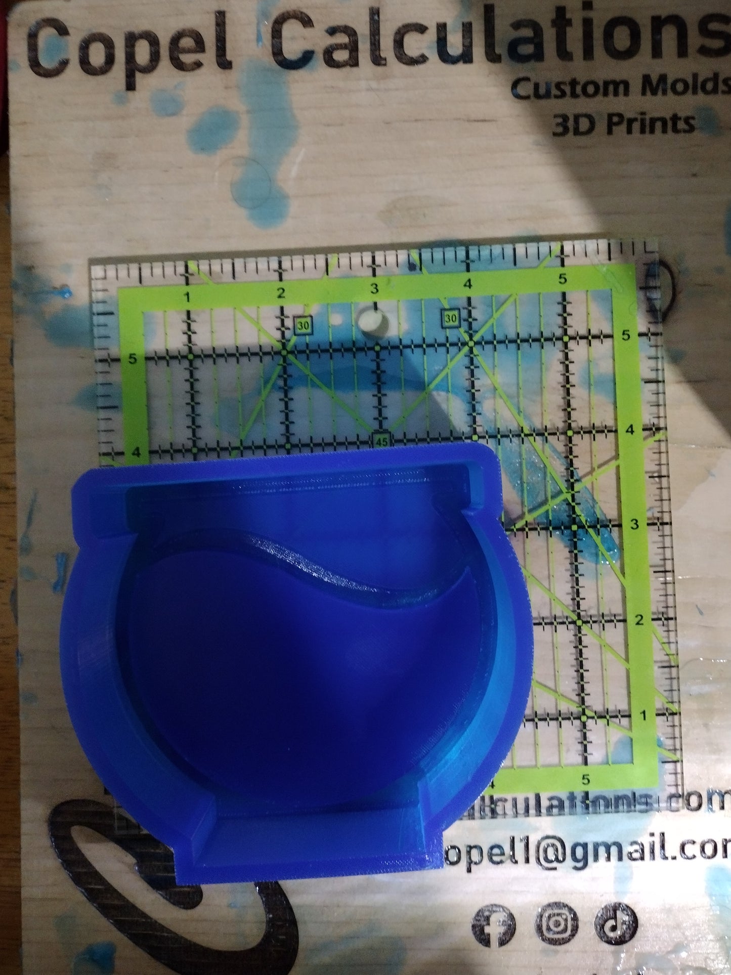 Fish Bowl Shaker Mold