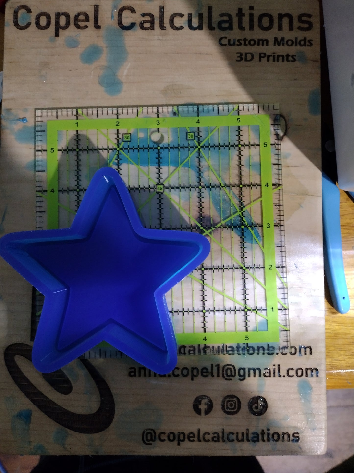 Star Shaker Mold